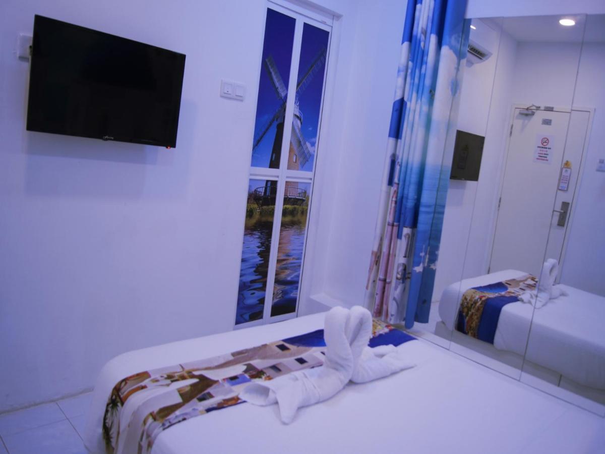 Santorini Hotel Melaka Екстер'єр фото